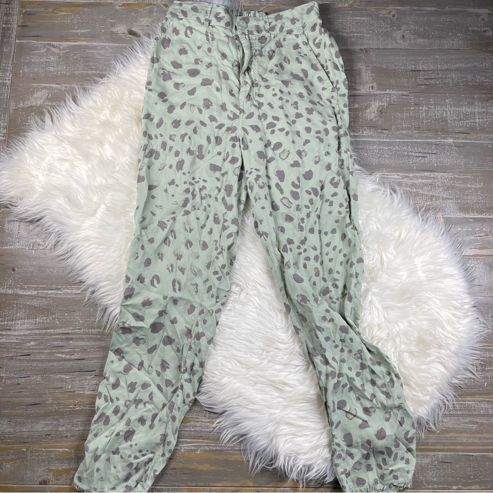 Anthropologie Frayed Straight Leg Pants by Cloth + Stone - Picture 5 of 8